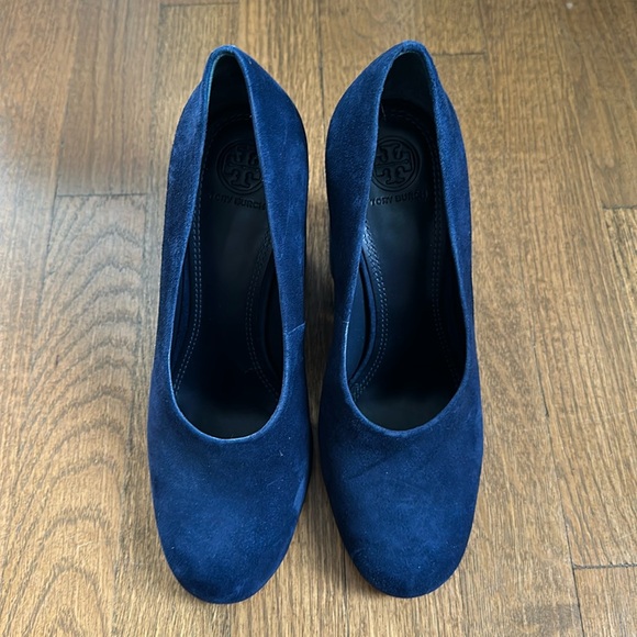 Tory Burch Lucia Pump - Picture 1 of 6